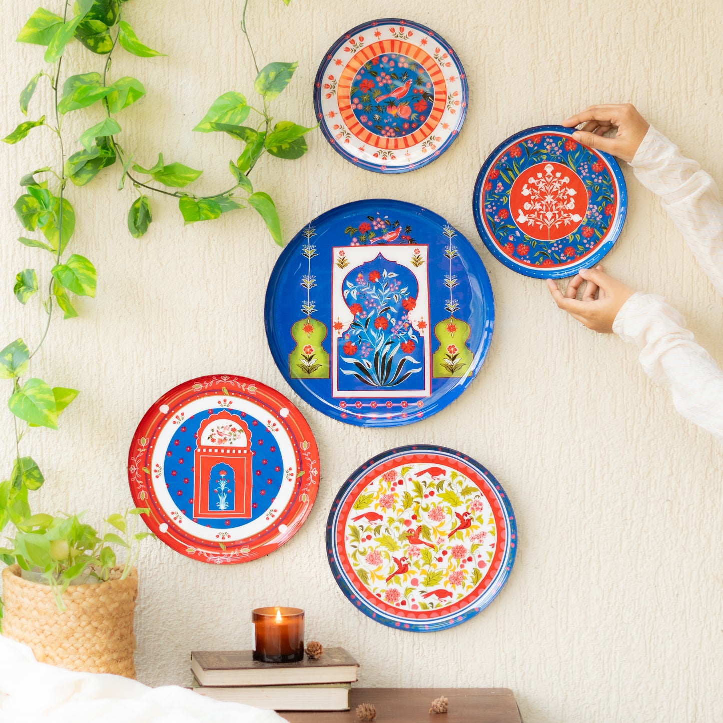 Indigo Jaipur wall plates- Set of 5